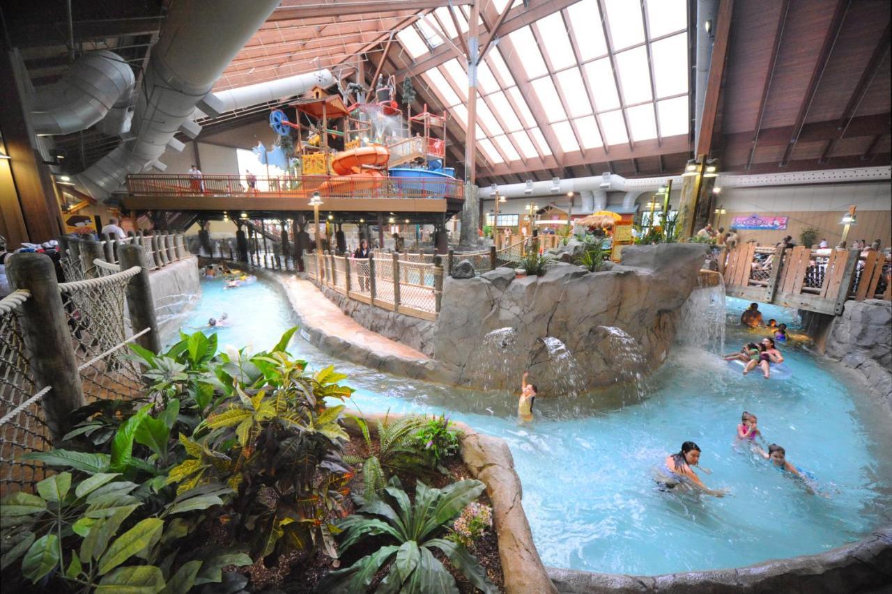 Six Flags Great Escape Lodge & Indoor Waterpark Queensbury Exterior photo