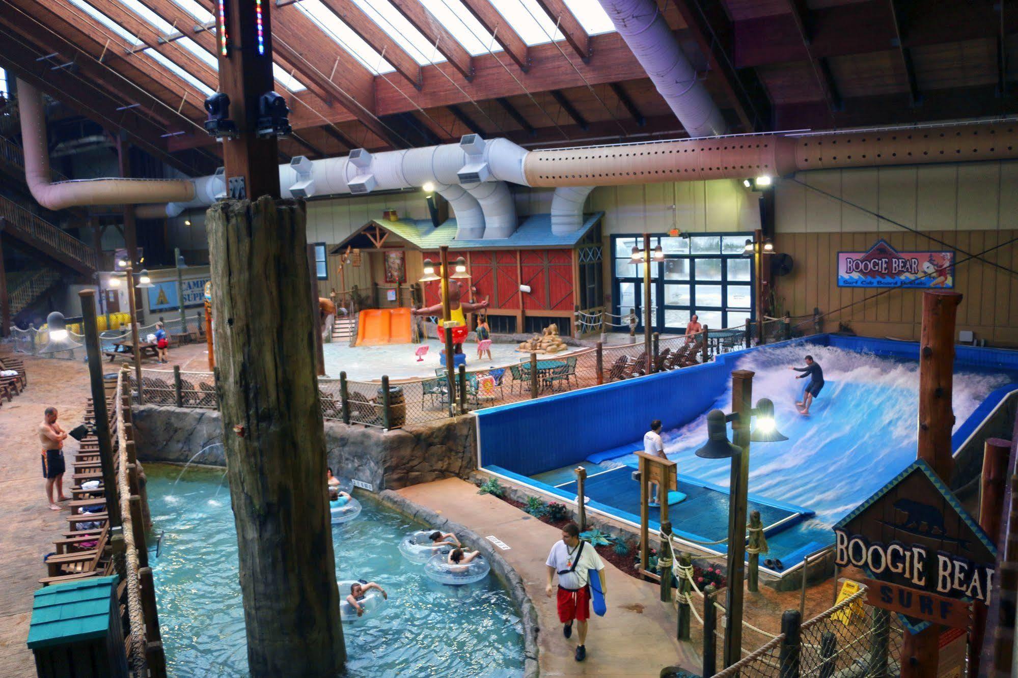 Six Flags Great Escape Lodge & Indoor Waterpark Queensbury Exterior photo